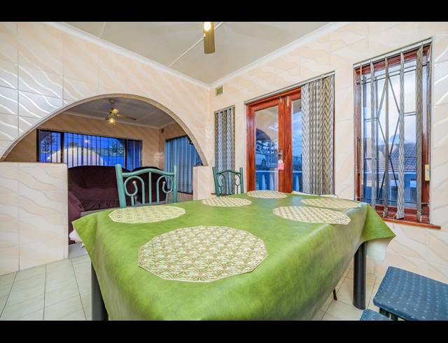 5 BEDROOM HOUSE FOR SALE IN RESERVOIR HILLS